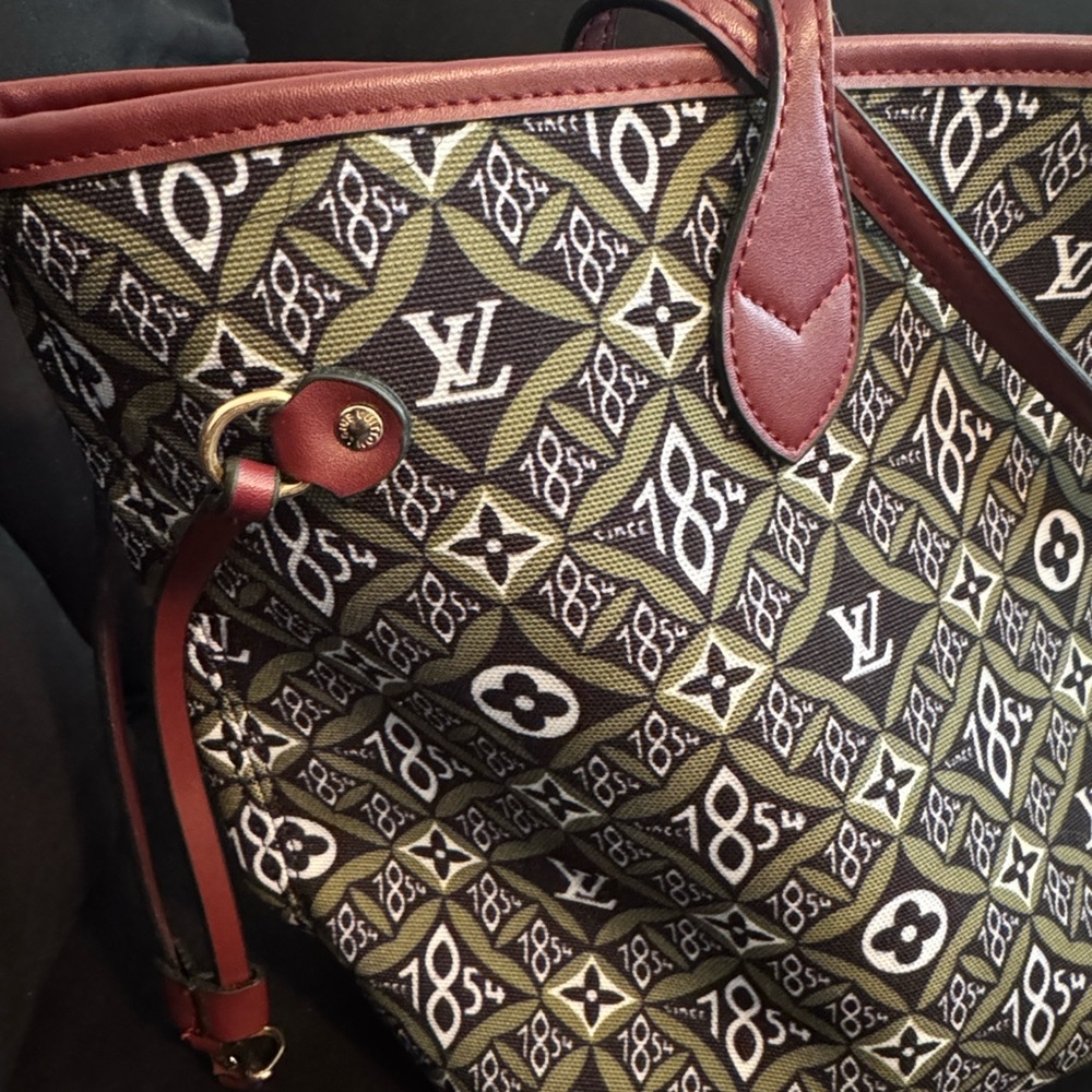 Unique Stylish Patterned Monogram Tote - image 5